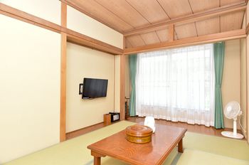 Yamanakako Ryokan RYOZAN 2*