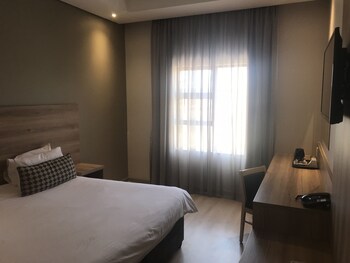 Regal Inn Hotel Midrand 3*