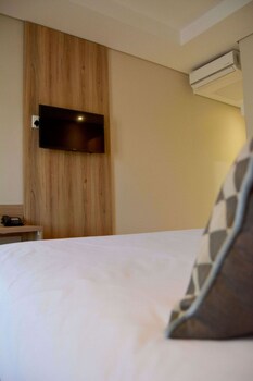 Regal Inn Hotel Midrand 3*