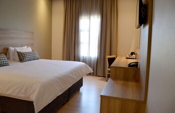 Regal Inn Hotel Midrand 3*
