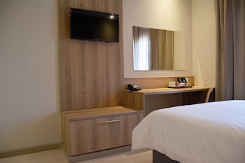Regal Inn Hotel Midrand 3*
