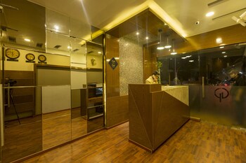 Grand Plaza Suites 3*