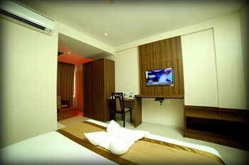 Grand Plaza Suites 3*