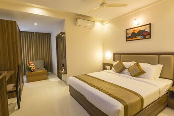 Grand Plaza Suites 3*