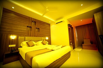 Grand Plaza Suites 3*