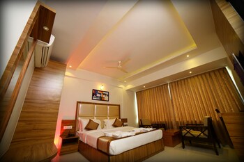 Grand Plaza Suites 3*