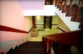 Grand Plaza Suites 3*