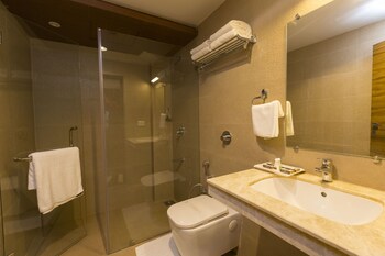 Grand Plaza Suites 3*