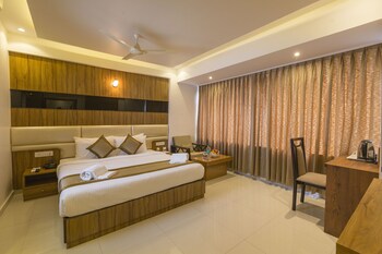 Grand Plaza Suites 3*
