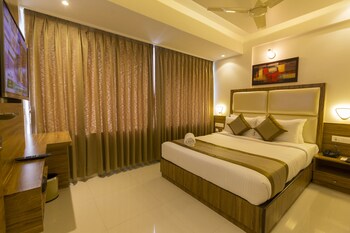 Grand Plaza Suites 3*