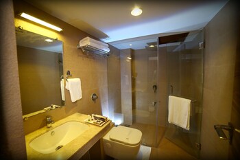 Grand Plaza Suites 3*