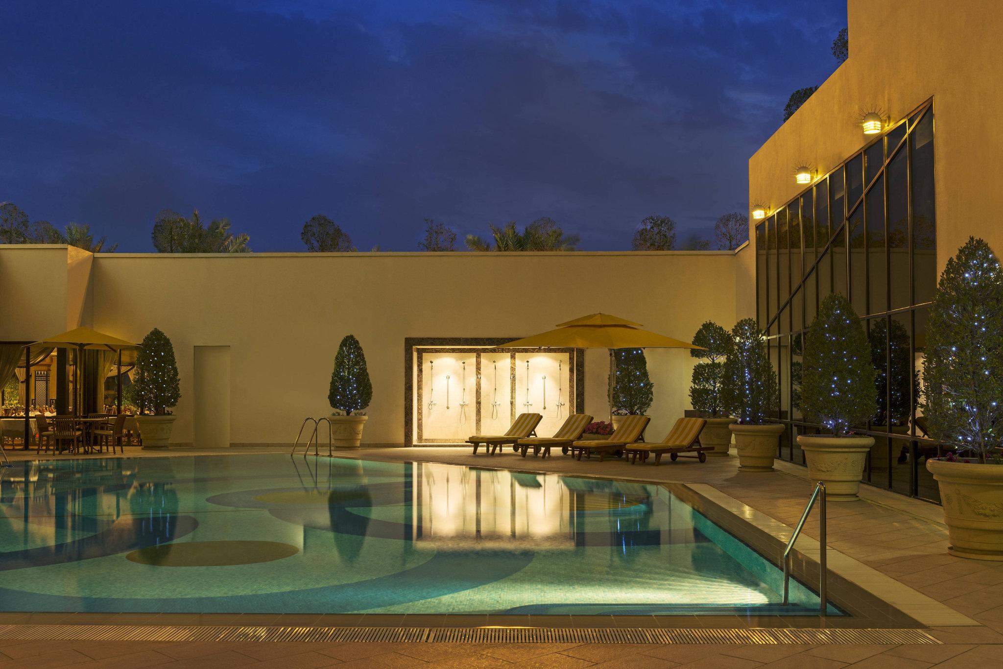 Sheraton Kuwait, A Luxury Collection Hotel, Kuwait City 5*