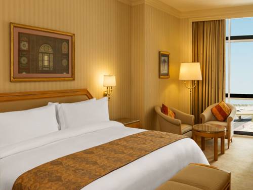Sheraton Kuwait, A Luxury Collection Hotel, Kuwait City 5*