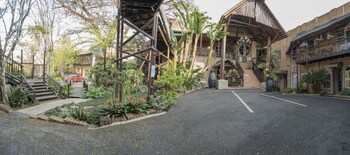 Big 5 Guest House Witbank 4*