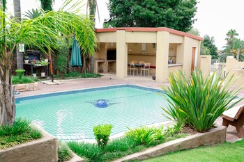 Big 5 Guest House Witbank 4*
