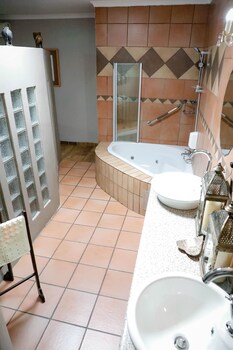 Big 5 Guest House Witbank 4*