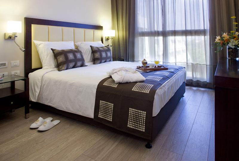 Kfar Maccabiah Hotel & Suites 5*