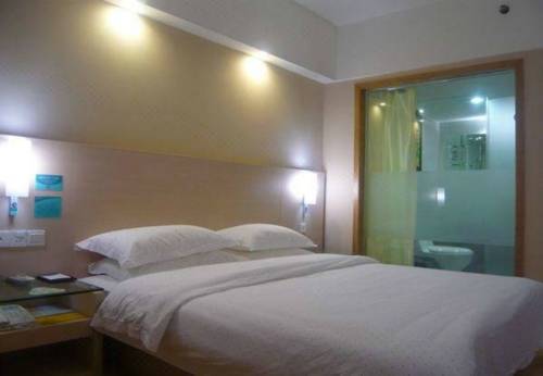 City Comfort Inn Beihai RT Mart Branch 2*
