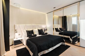 Posh Residence Luxury Suites 5*