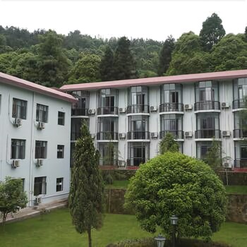 Zhangjiajie Xinyu Grand Hotel (Zhangjiajie National Forest Park Branch) 2*