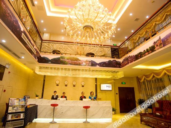 Manzhou Hotel 2*
