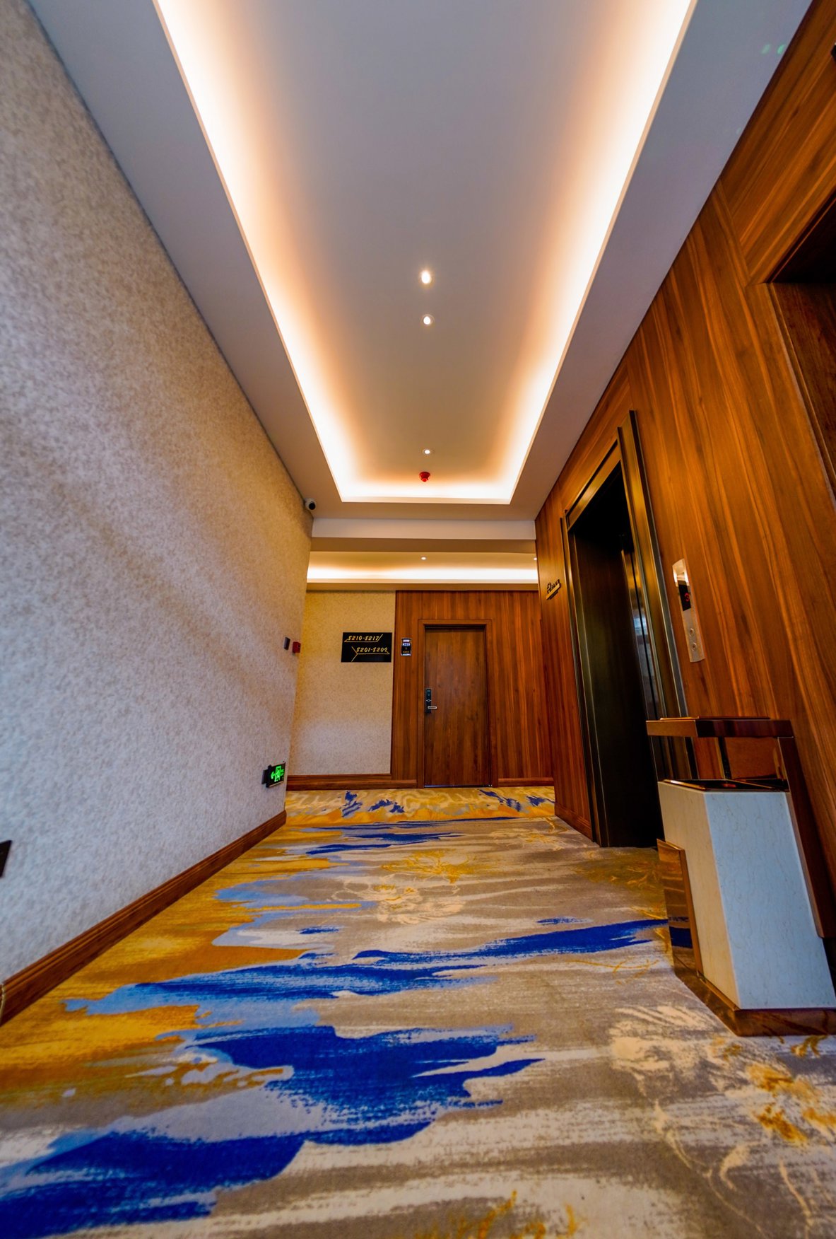 Manchuria Lijia He Dingtai Hotel (North Lake Night Scenic Spot Hotel) 2*