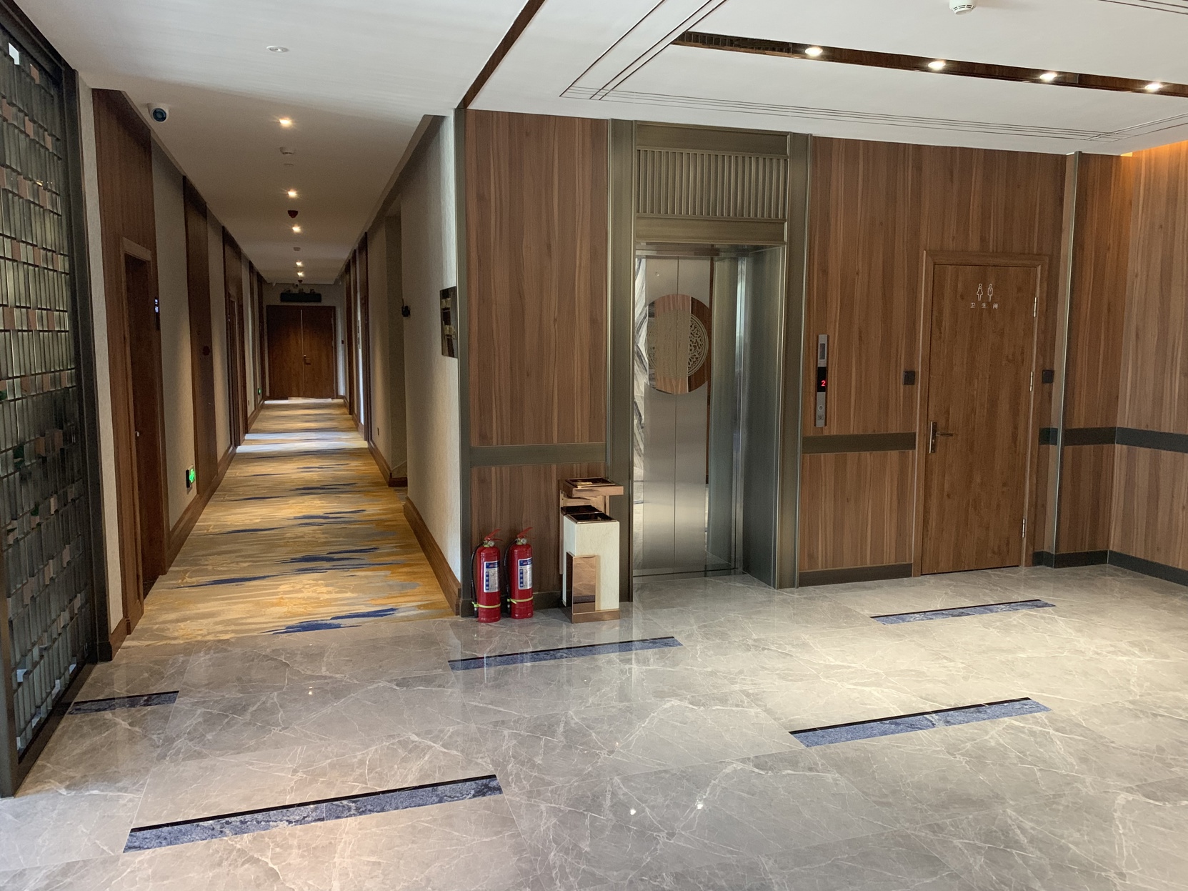 Manchuria Lijia He Dingtai Hotel (North Lake Night Scenic Spot Hotel) 2*