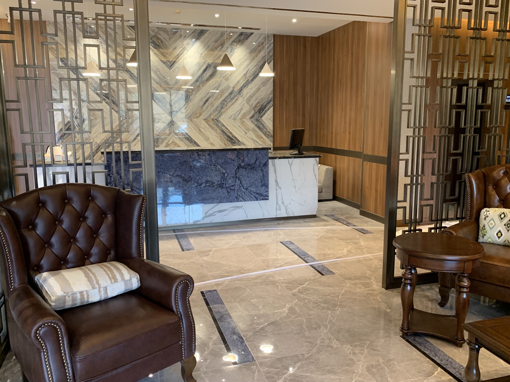 Manchuria Lijia He Dingtai Hotel (North Lake Night Scenic Spot Hotel) 2*
