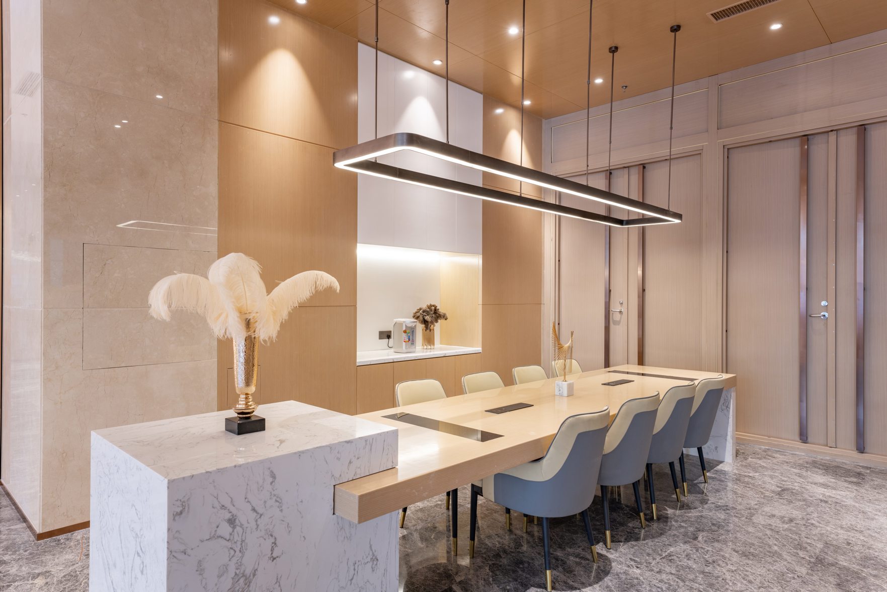 Lavande Hotel (Anshan City Center) 3*