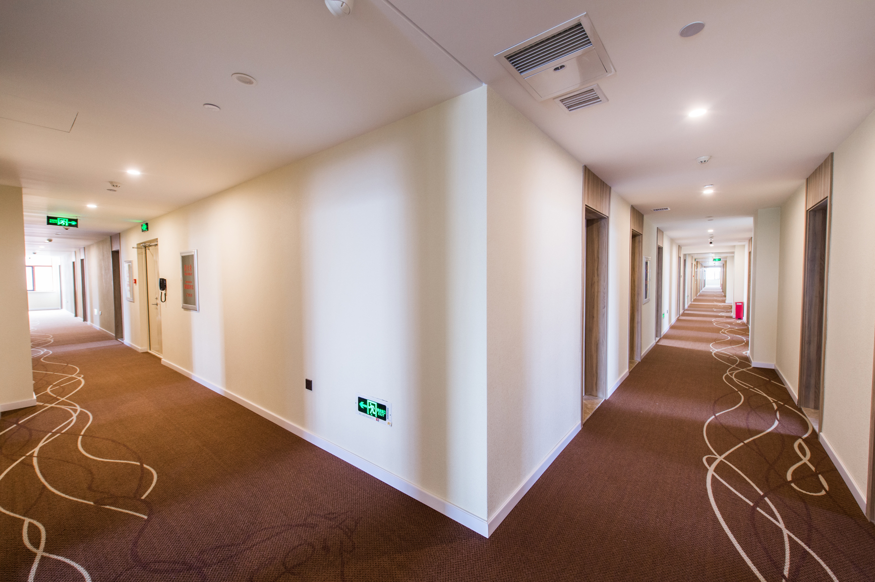 HanTing Premium Hotel (Changchun Shuangyang Yiyang Building) 3*