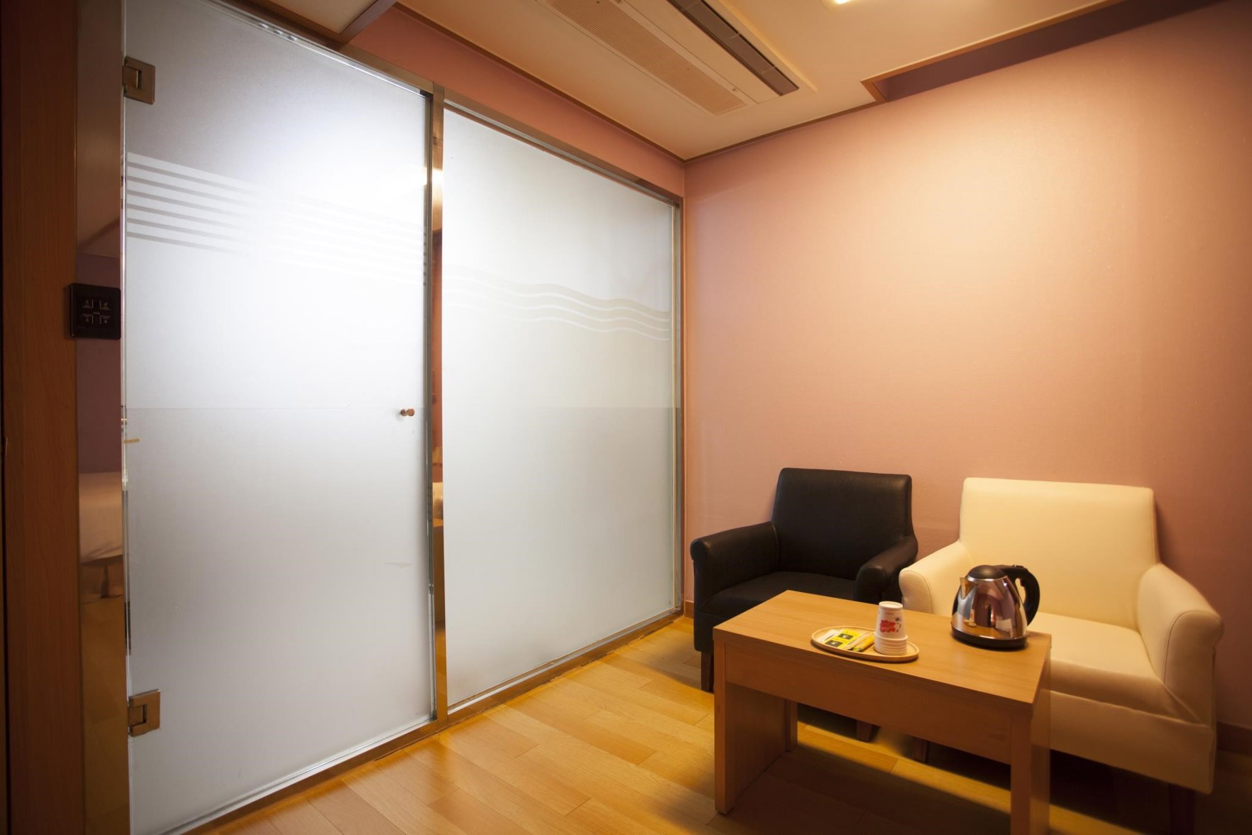 Prince Hotel 2*