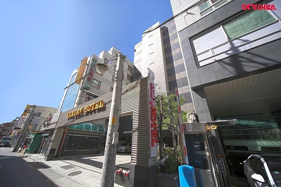 Dongdaemun Signature Tourist Hotel 2*