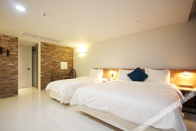 Pandora Hotel 3*