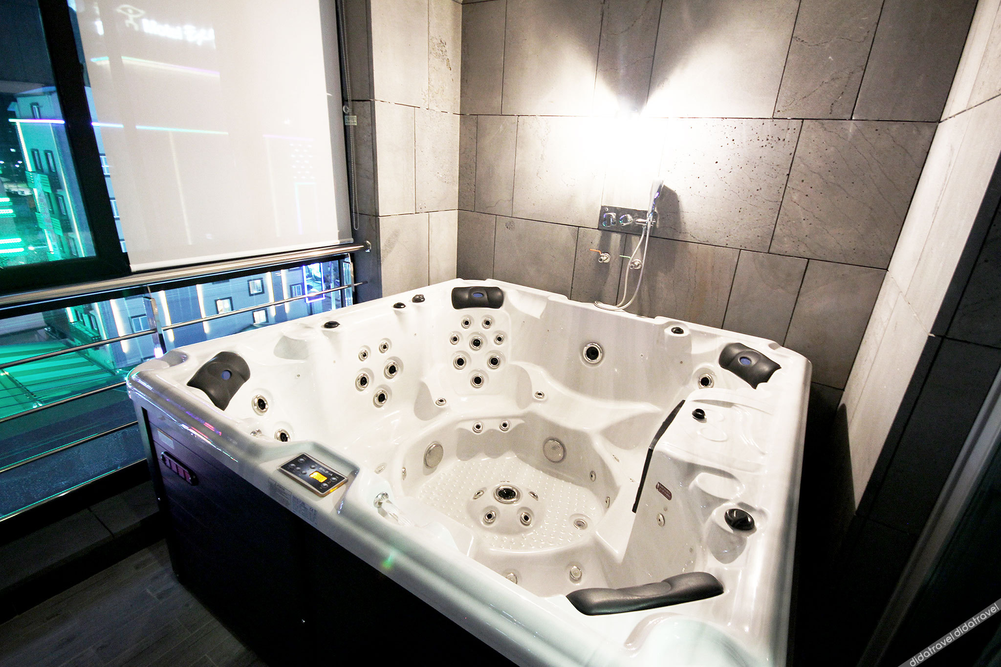 Pandora Hotel 3*