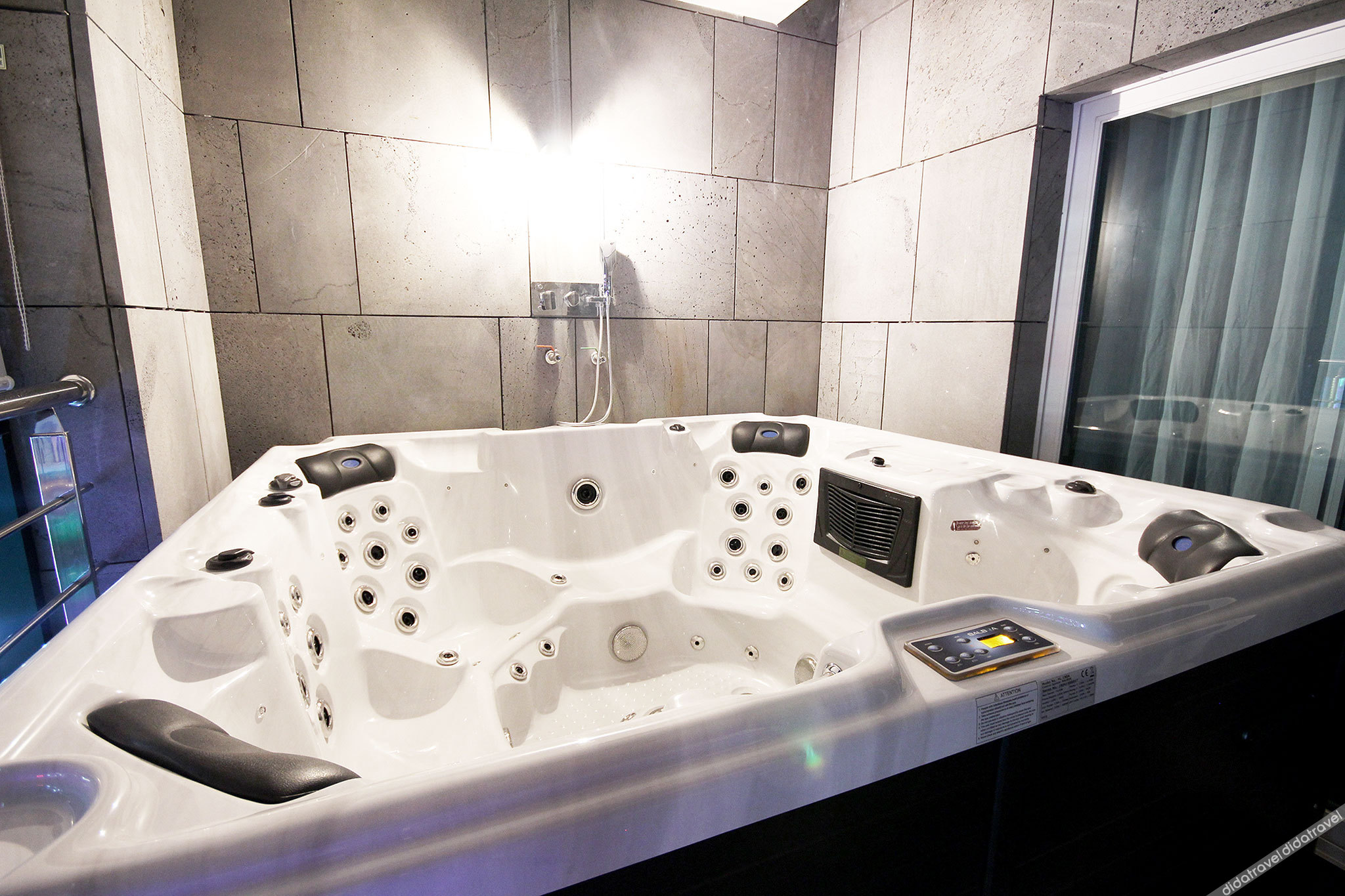 Pandora Hotel 3*