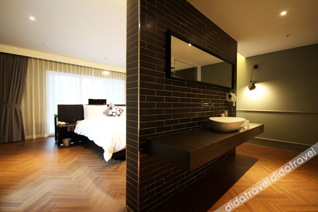 Pandora Hotel 3*
