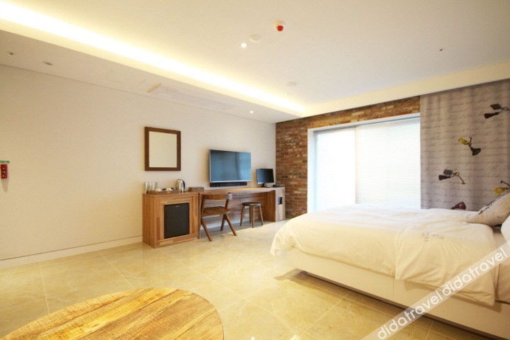 Pandora Hotel 3*