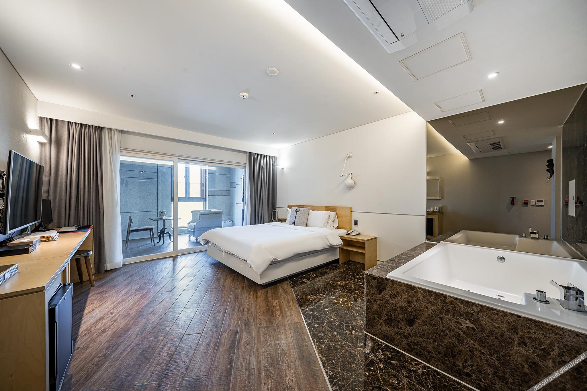 Pandora Hotel 3*
