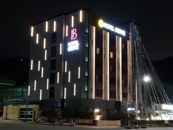 Bestie Hotel 3*
