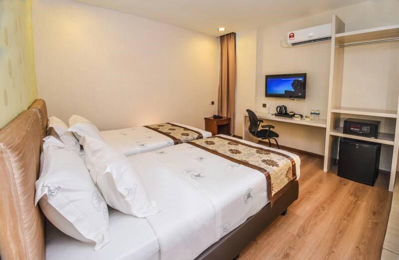 Hotel Holmes Johor Jaya 2*