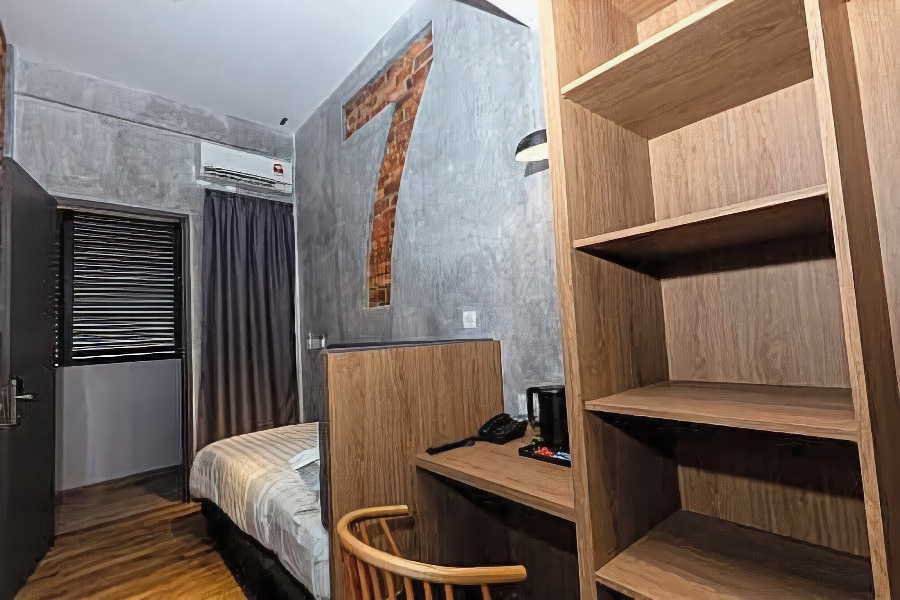 Brown Hotel 3*