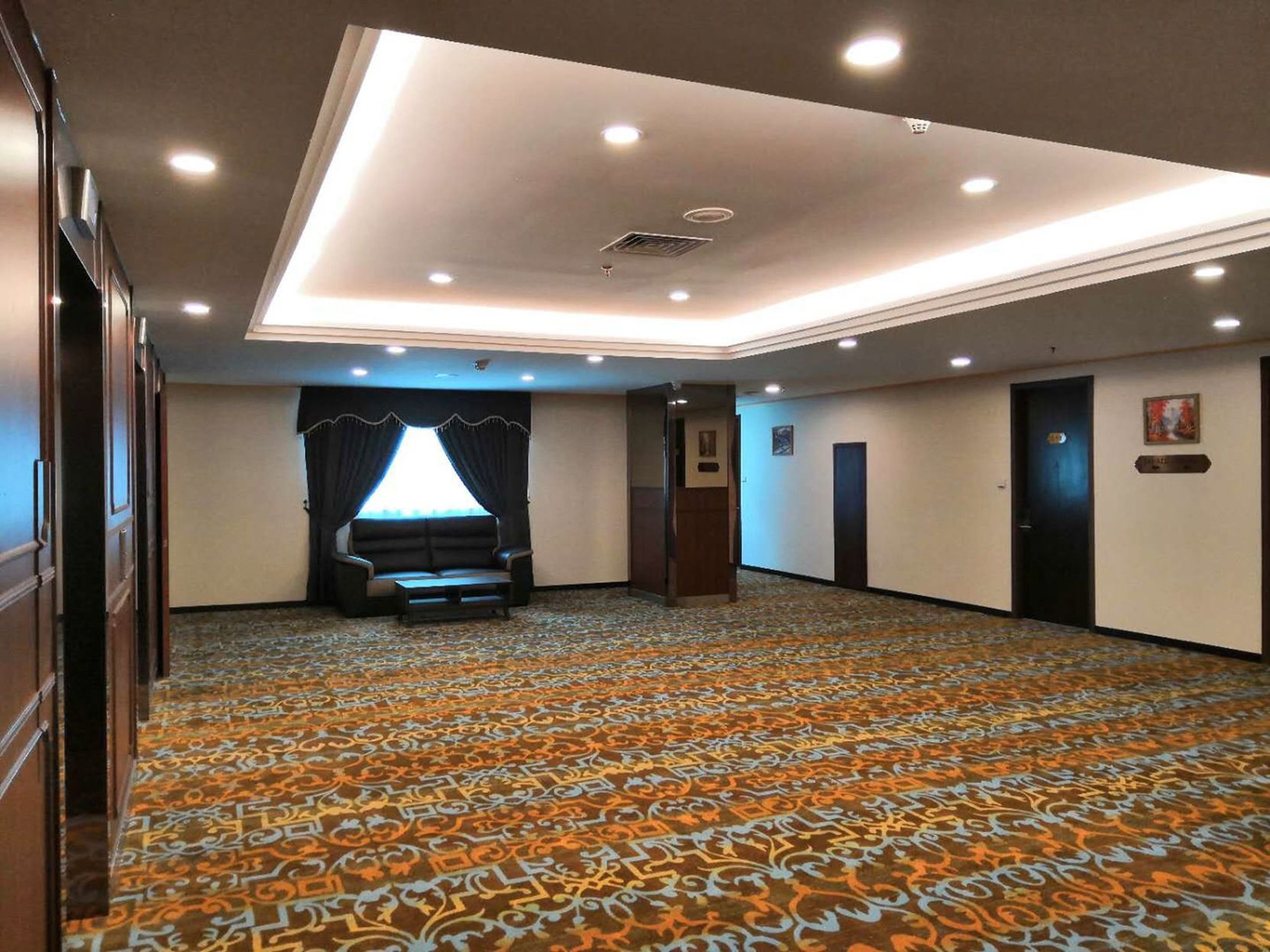 Austin Park Hotel 3*