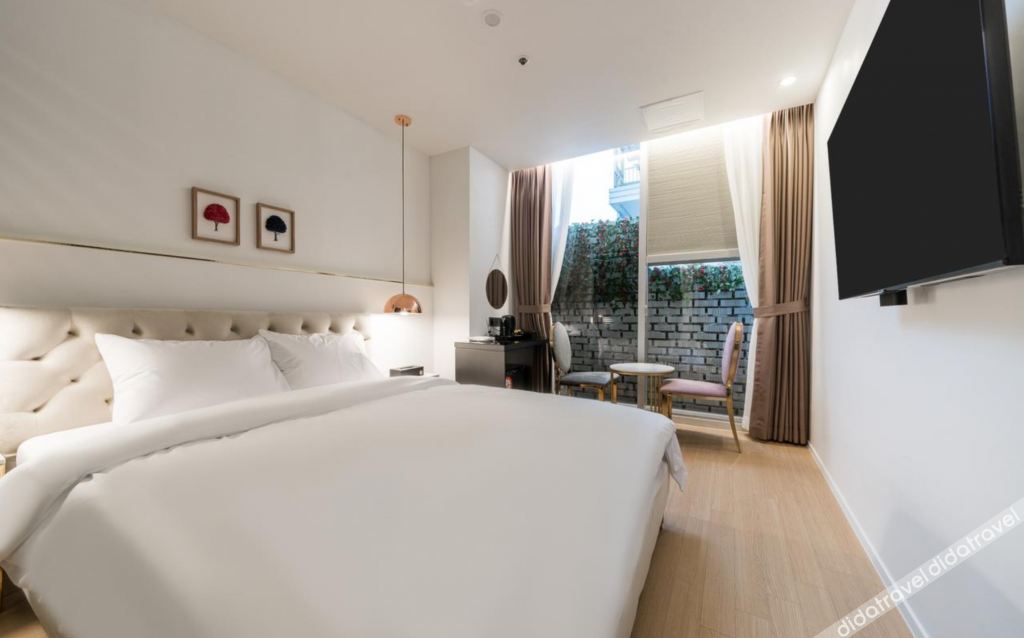 De Homme Hotel 2*