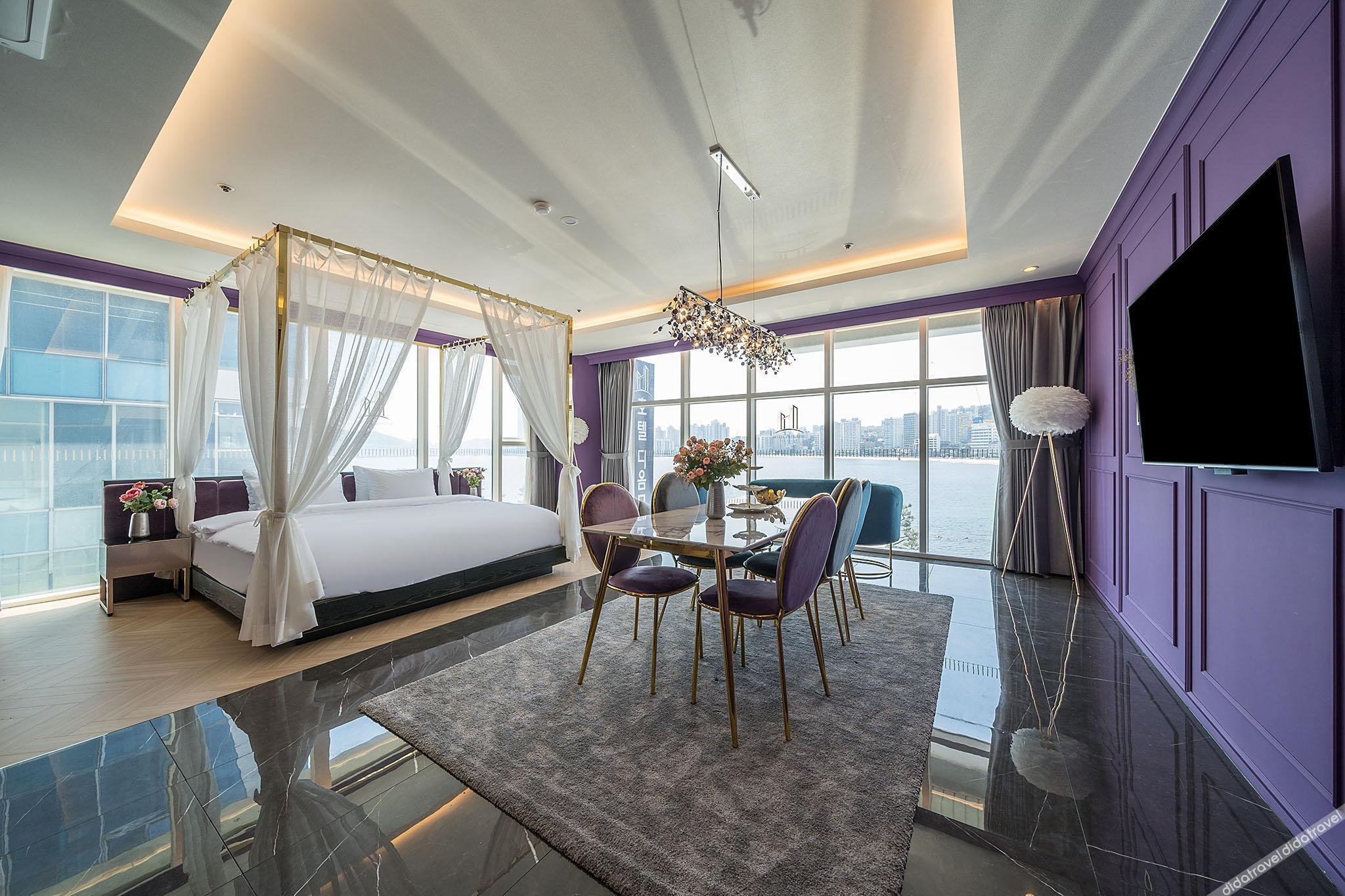 De Homme Hotel 2*