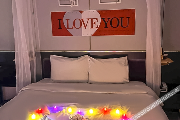 De Homme Hotel 2*