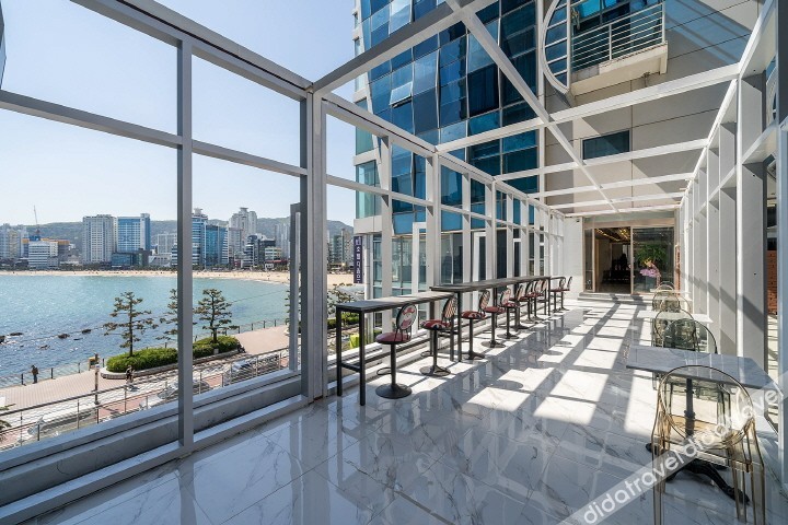 De Homme Hotel 2*