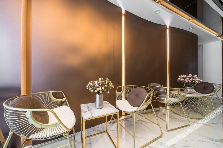 De Homme Hotel 2*