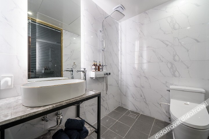 De Homme Hotel 2*