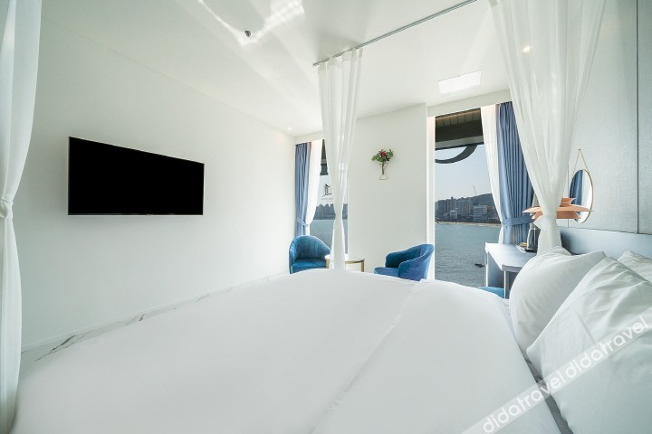 De Homme Hotel 2*