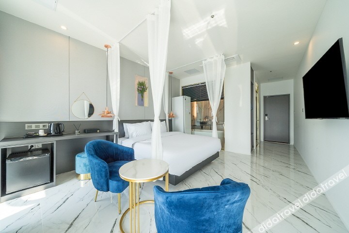 De Homme Hotel 2*